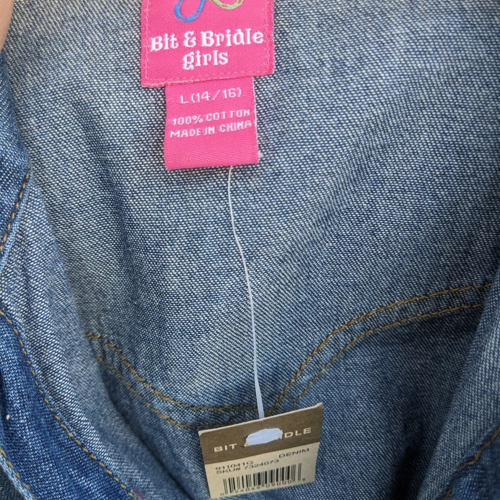 Bit & Bridle denim shirt, Girls size Large 14-16, Rhinestones, Snap shirt - Picture 4 of 4